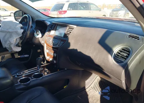 2013 Nissan Pathfinder Platinum из США, поврежденный, VIN 5N1AR2MM1DC671633